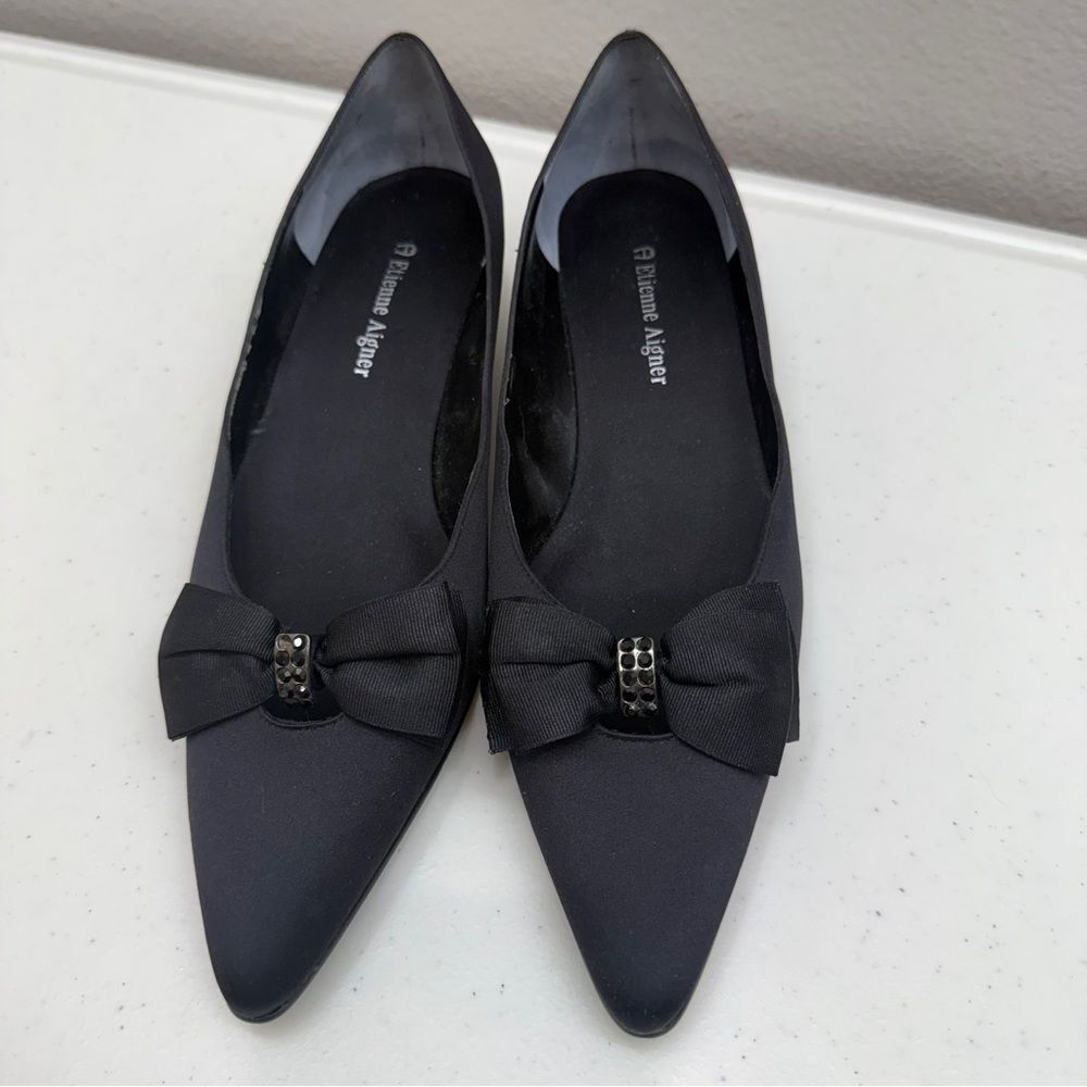 Etienne Aigner Low Heels Size 7 Black Jeweled Bow Detail